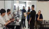 در راستای برنامه‌های هفته ملی مبارزه با دخانیات، کارشناسان سلامت روان در مراکز بهداشتی و جامع تحت پوشش مرکز بهداشت شمال غرب ۲، برنامه‌های آموزشی و مشاوره‌ای را با هدف پیشگیری از ورود افراد به چرخه اعتیاد به دخانیات برگزار کردند.