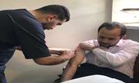 حفاظت از گروه‌های پرخطر در آستانه روز دامپزشکی؛ واکسیناسیون اساتید و دانشجویان دامپزشکی در مرکز بهداشت شمال غرب دو