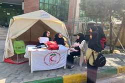 غرفه سلامت با محوریت پیشگیری از سرطان در دانشگاه پیامبر اعظم تحت پوشش مرکز بهداشت شمال غرب ۲ برگزارشد 