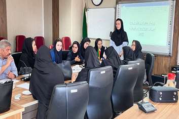 جلسه پزشکان و مسئولین واحدهای ستادی با محوریت «بررسی و توسعه مدل پزشک خانواده ونظام ارجاع »مرکز بهداشت شمال غرب ۲ دانشگاه علوم پزشکی ایران برگزار گردید.