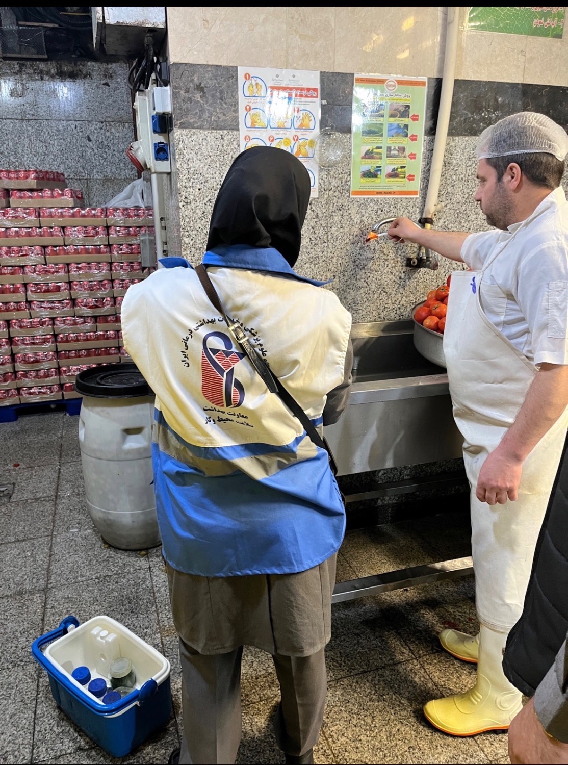 نظارت و کنترل بهداشتی کارشناسان بهداشت محیط مرکز بهداشت شمال غرب ۲ دانشگاه علوم پزشکی ایران