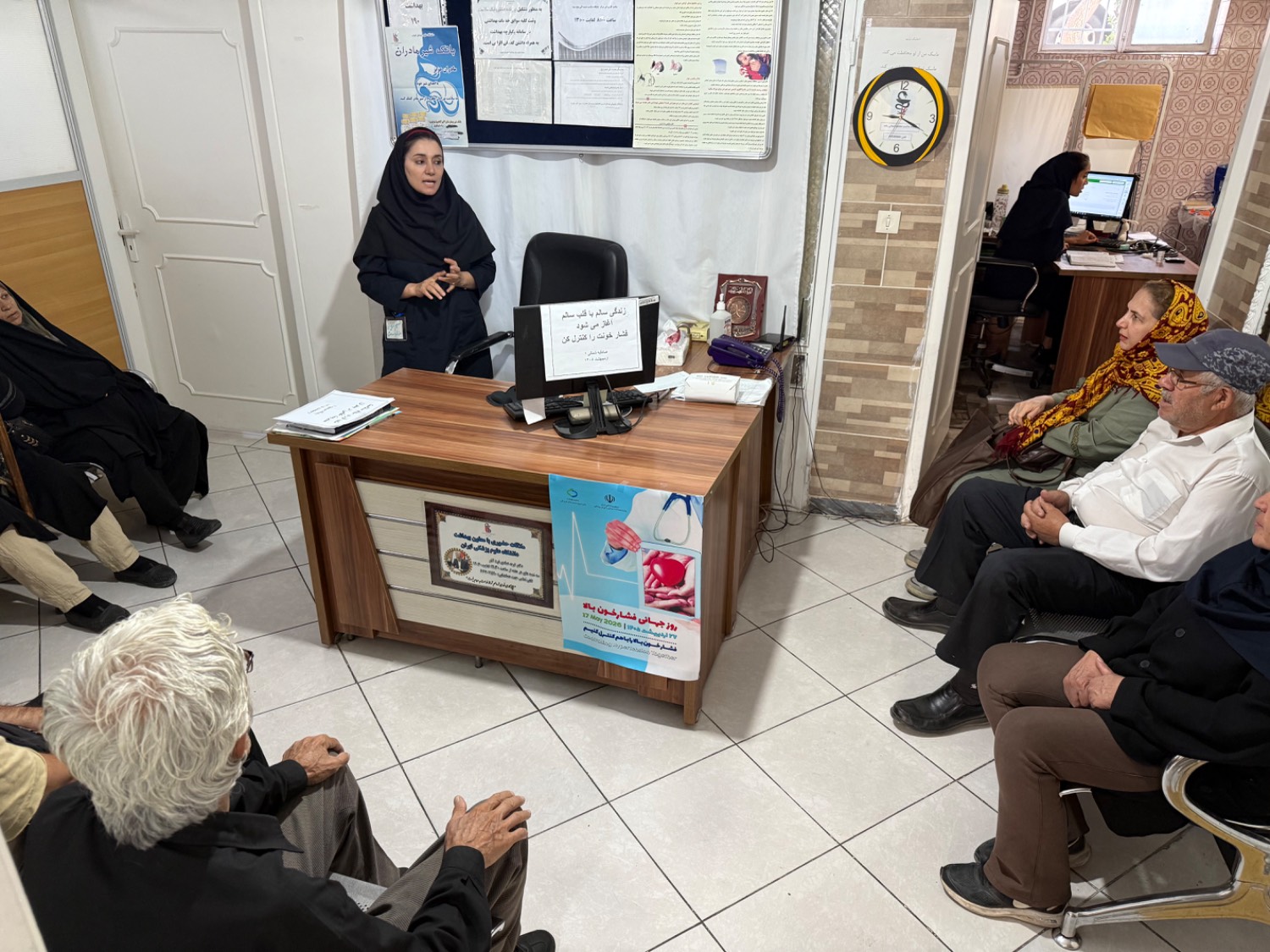 برگزاری برنامه‌های آموزشی و غربالگری فشار خون در پایگاه سلامت صادقیه شمالی  تحت پوشش مرکز بهداشت شمال غب 2 