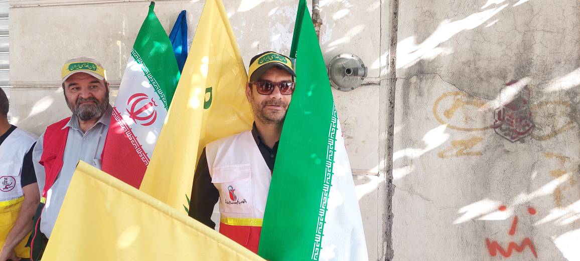 حضور پرشور کارکنان مرکز بهداشت شمال‌غرب دو، در رزمایش ۳۱۳ هزار نفری «جان‌فدایان ایران»